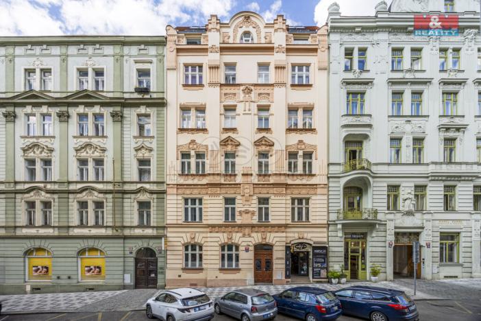 Pronájem bytu 2+1, Praha - Vinohrady, Římská, 82 m2