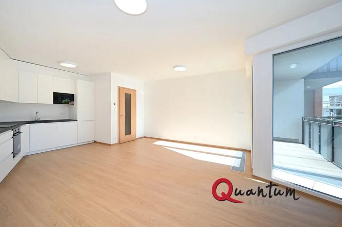 Pronájem bytu 3+kk, Praha - Háje, Sochorcova, 83 m2