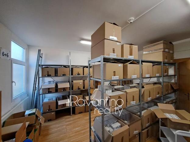 Pronájem skladu, Brno, Rokytova, 523 m2