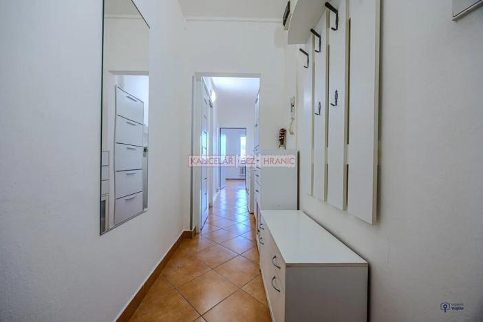 Prodej bytu 3+1, Vsetín, Ohrada, 74 m2