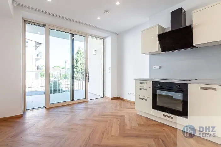 Pronájem bytu 2+kk, Poděbrady, Studentská, 36 m2