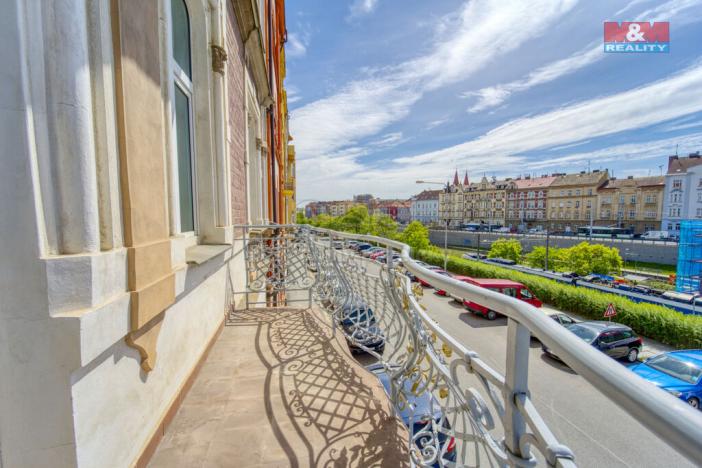 Pronájem kanceláře, Plzeň, Hálkova, 786 m2