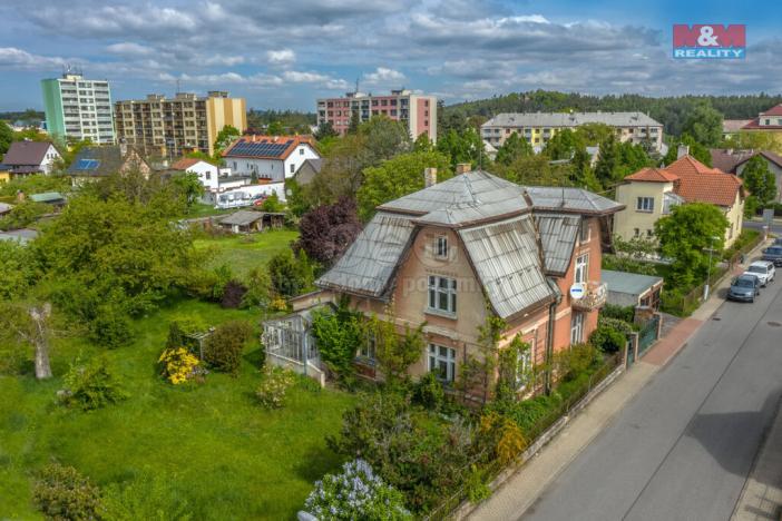 Prodej rodinného domu, Bělá pod Bezdězem, Husova, 240 m2