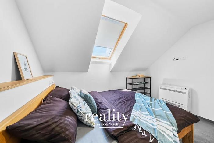 Prodej rodinného domu, Perná, 205 m2