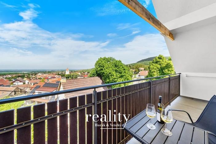 Prodej vícegeneračního domu, Perná, 205 m2