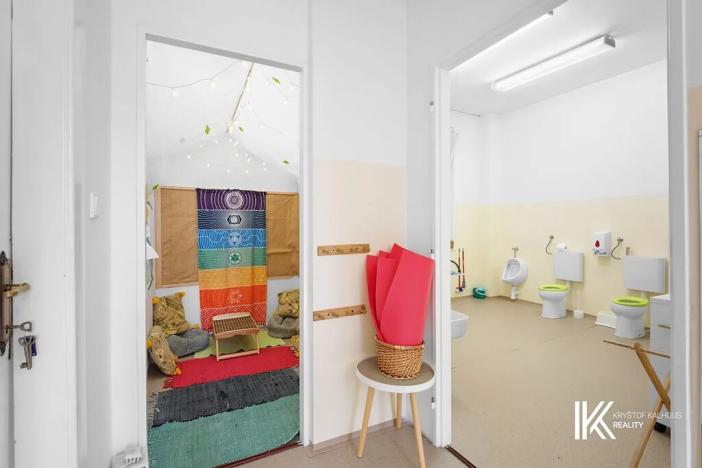 Pronájem komerční nemovitosti, Pardubice, Husova, 371 m2