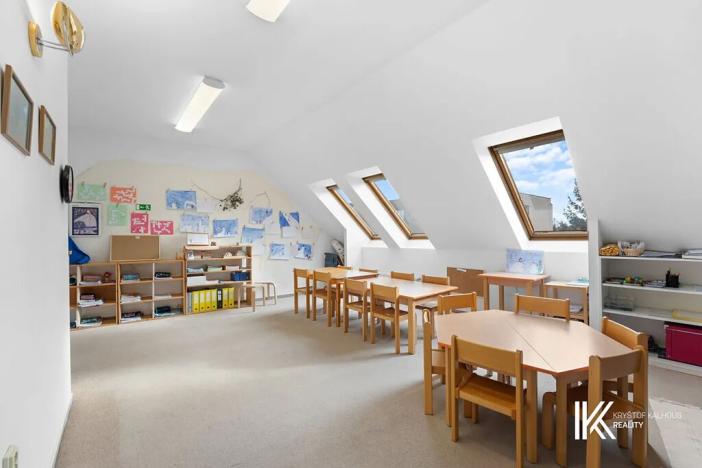 Pronájem komerční nemovitosti, Pardubice, Husova, 371 m2