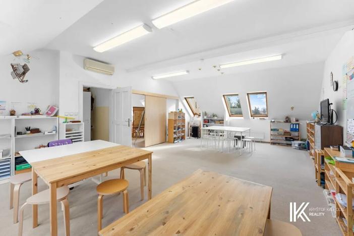 Pronájem komerční nemovitosti, Pardubice, Husova, 371 m2