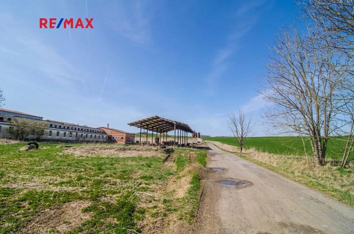 Prodej skladu, Radkov, 38387 m2