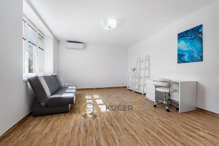 Prodej kanceláře, Lovosice, Sukova, 310 m2