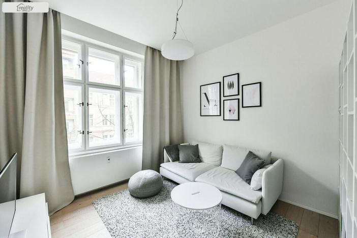 Pronájem bytu 2+kk, Praha - Vinohrady, Lucemburská, 50 m2