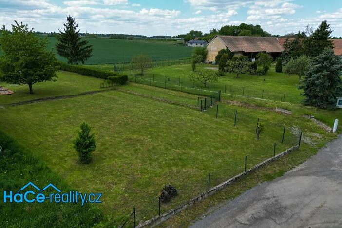 Prodej komerčního pozemku, Dolní Ředice, 1064 m2