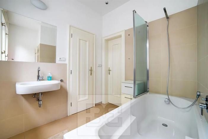 Prodej rodinného domu, Nosislav, 557 m2