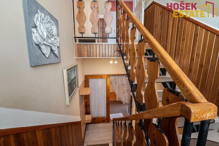 Prodej rodinného domu, Újezd u Brna, Na Zahrádkách, 259 m2