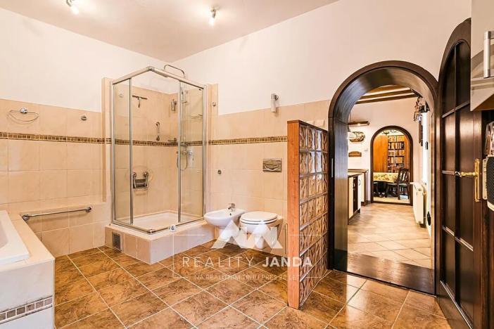 Prodej rodinného domu, Bukovina, 158 m2