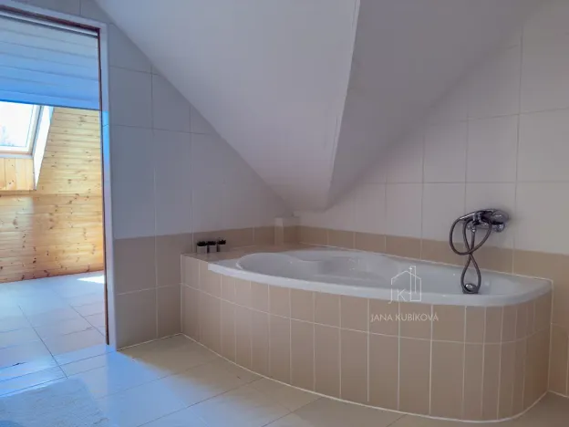 Prodej rodinného domu, Těmice, 252 m2