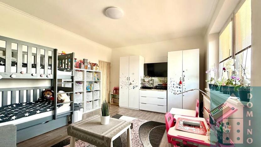 Prodej rodinného domu, Rataje, 205 m2