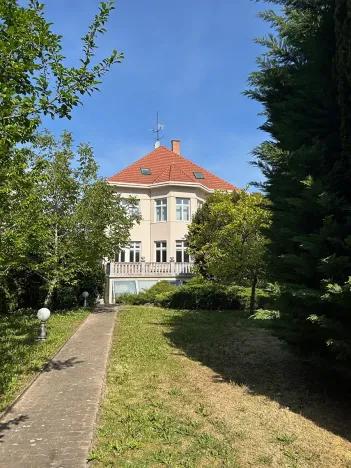 Pronájem bytu 3+1, Brno, Mučednická, 150 m2