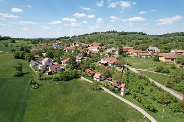 Prodej pozemku pro bydlení, Lomnice, 2391 m2