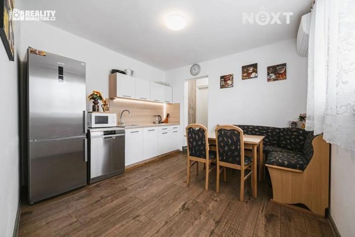 Prodej apartmánu, Mutěnice, Nová Čtvrť, 228 m2