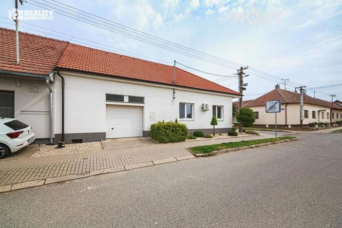 Prodej apartmánu, Mutěnice, Nová Čtvrť, 228 m2