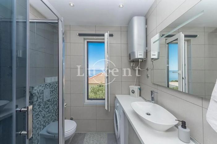 Prodej vily, Makarska, Chorvatsko, 150 m2