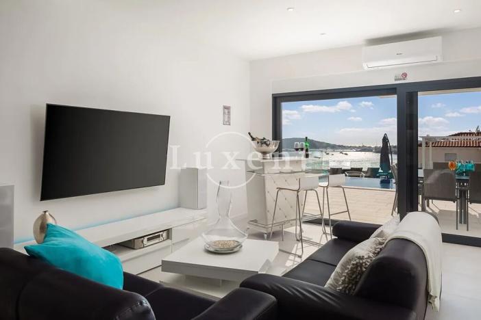 Prodej vily, Rogoznica, Chorvatsko, 300 m2