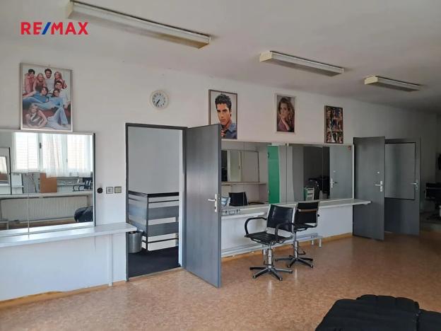 Pronájem kanceláře, Praha - Libuš, Libušská, 270 m2