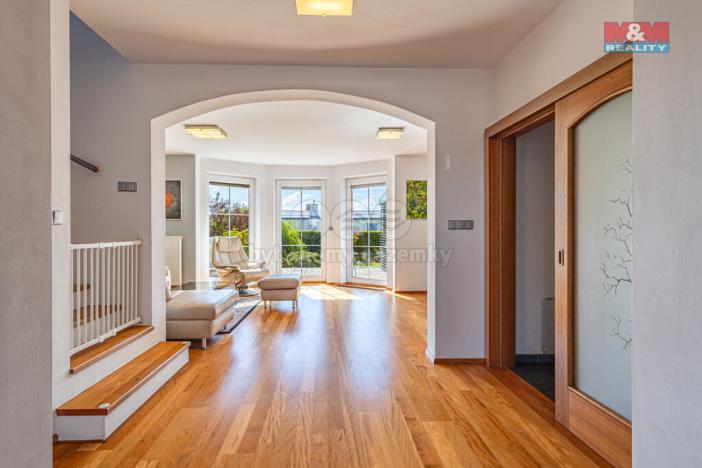 Prodej rodinného domu, Veltrusy, U Stadionu, 180 m2