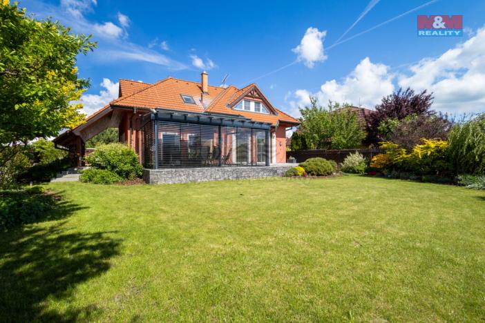 Prodej rodinného domu, Veltrusy, U Stadionu, 180 m2