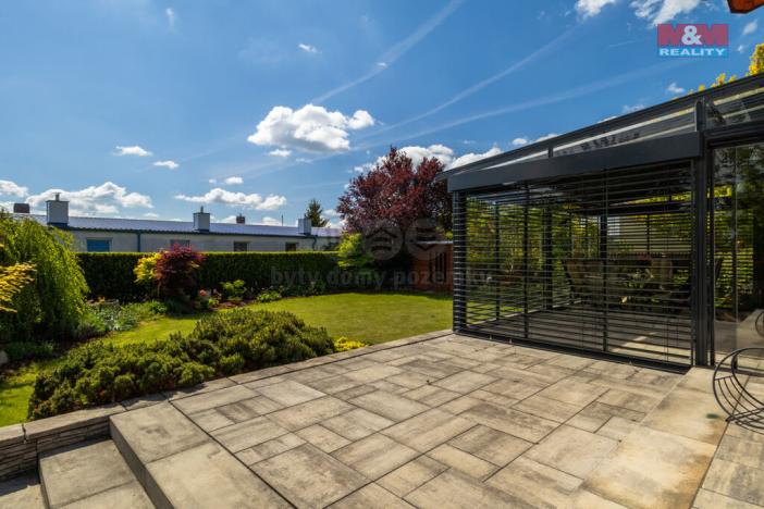 Prodej rodinného domu, Veltrusy, U Stadionu, 180 m2