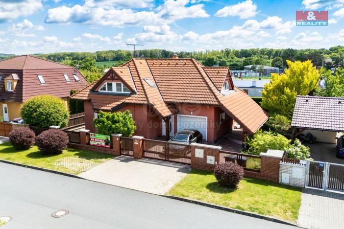 Prodej rodinného domu, Veltrusy, U Stadionu, 180 m2