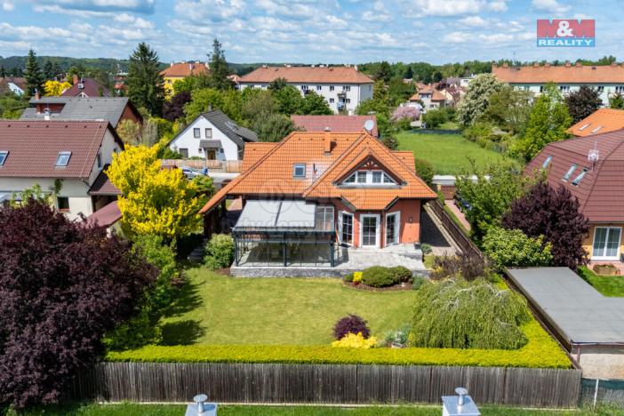 Prodej rodinného domu, Veltrusy, U Stadionu, 180 m2