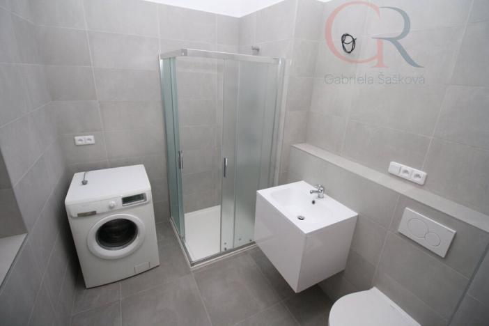 Pronájem bytu 2+kk, Plzeň - Jižní Předměstí, Americká, 63 m2