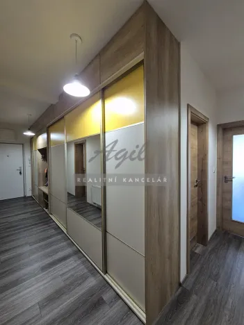 Prodej bytu 4+kk, Šlapanice, 101 m2