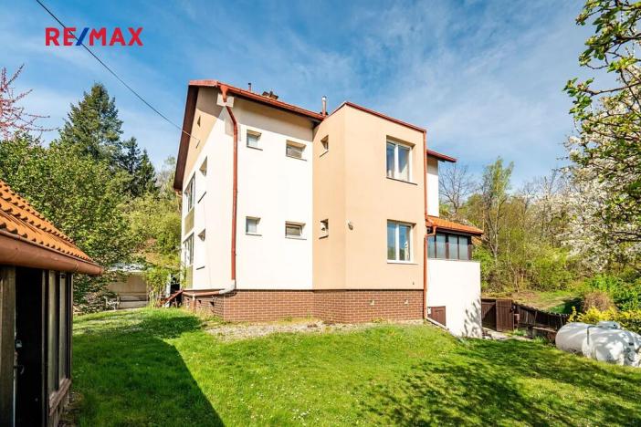 Prodej rodinného domu, Černolice, Nad dvorem, 155 m2