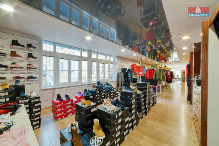 Pronájem obchodního prostoru, Mariánské Lázně, Hlavní třída, 123 m2