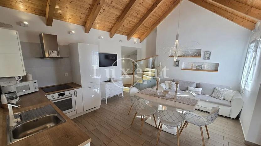 Prodej vily, Trogir, Chorvatsko, 135 m2