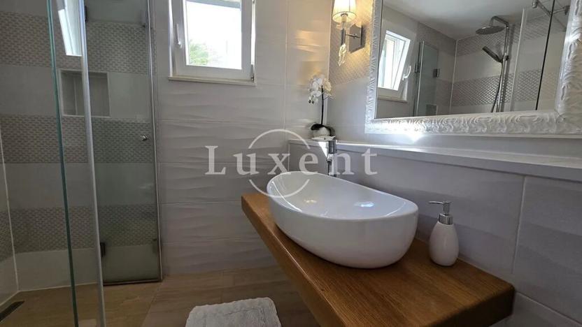 Prodej vily, Trogir, Chorvatsko, 135 m2