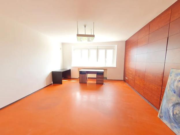 Pronájem kanceláře, Praha - Smíchov, Na Hřebenkách, 200 m2