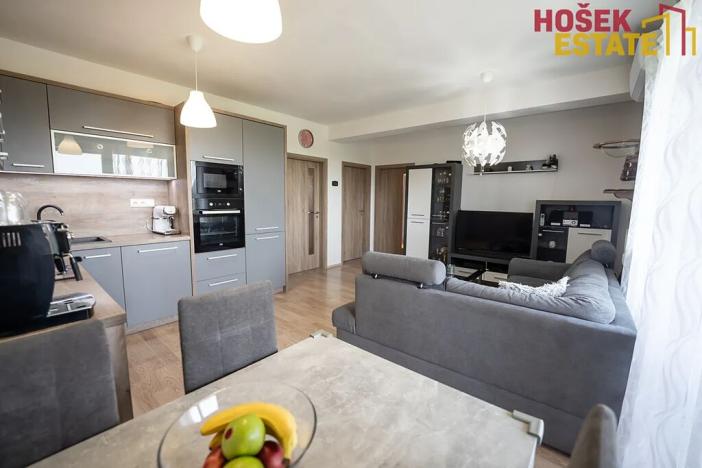 Prodej bytu 3+kk, Holubice, 63 m2