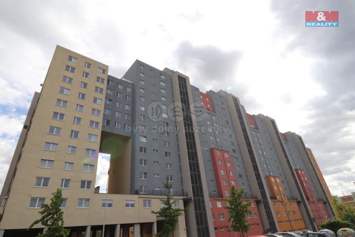 Pronájem bytu 1+kk, Praha, Hnězdenská, 39 m2