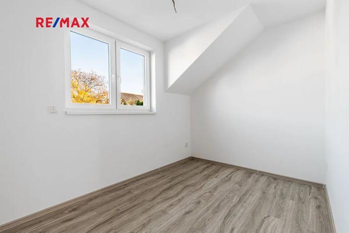 Pronájem bytu 4+kk, Vochov, 80 m2