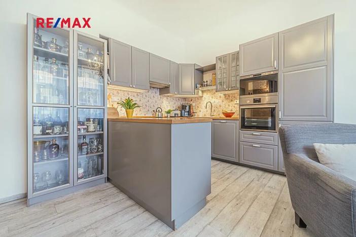 Prodej bytu 3+kk, Praha - Smíchov, Zborovská, 70 m2