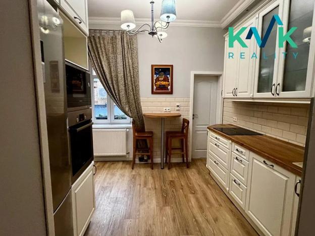 Prodej bytu 4+kk, Karlovy Vary, Lad. Koubka, 120 m2