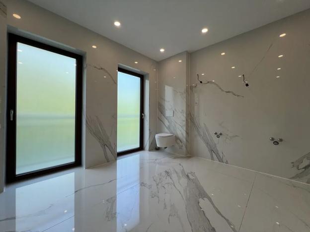 Prodej rodinného domu, Tři Dvory, 235 m2