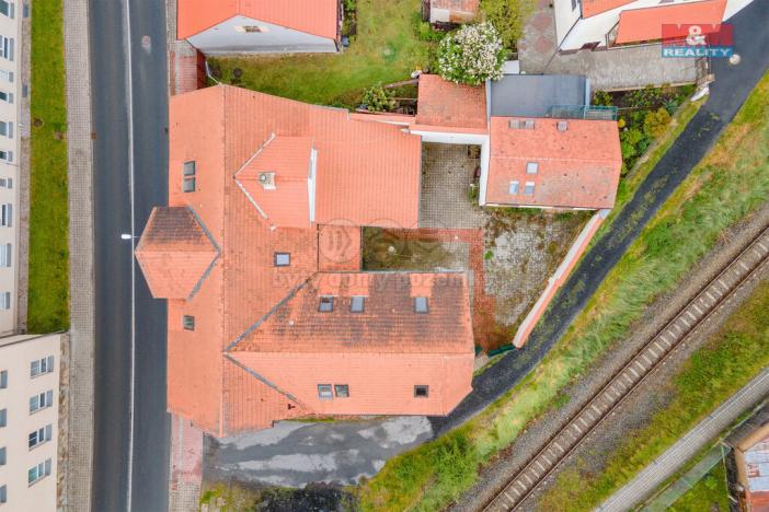 Prodej rodinného domu, Heřmanova Huť - Vlkýš, Revoluční, 401 m2