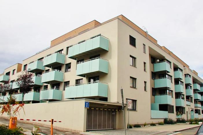 Pronájem bytu 2+kk, Praha - Žižkov, V zahrádkách, 52 m2