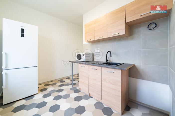 Prodej bytu 1+1, Bukovany, 38 m2
