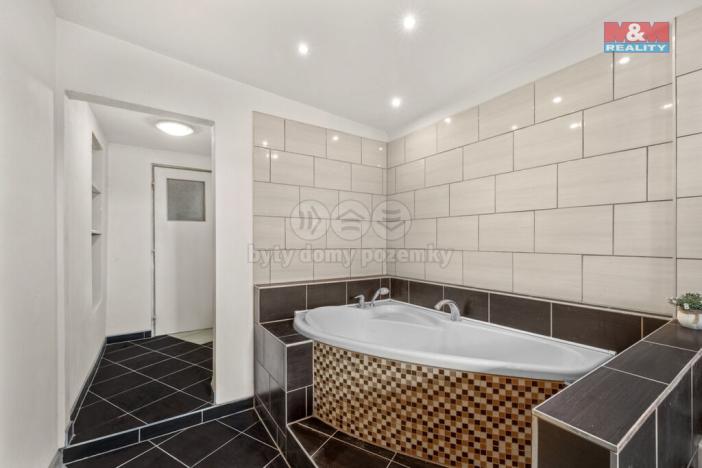 Prodej rodinného domu, Pchery - Humny, U Dobré Vody, 240 m2